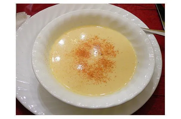 Чеснок, растолченный и сваренный в молоке