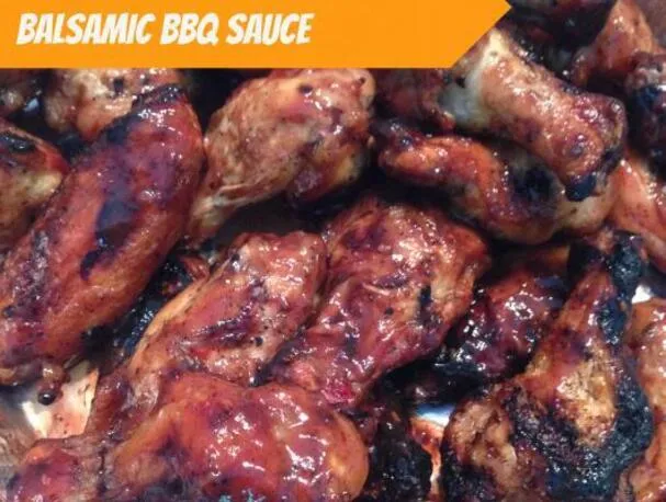 Запеченные крылышки с ягодным бальзамическим соусом барбекю