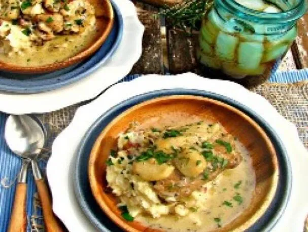 Курица с 40 зубчиками чеснока