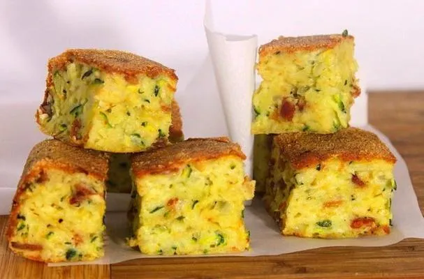 Мини-закуски из кабачков (Cuadritos De Calabacin)