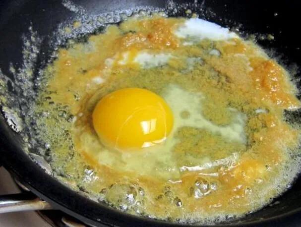 Яичница с мисо