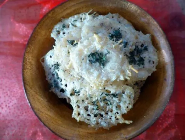 Быстрый рецепт канапе из пармезановых чипсов