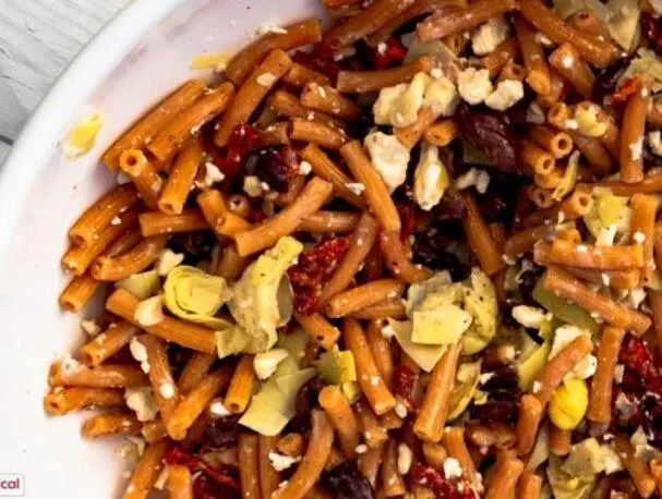 Салат из красной чечевицы