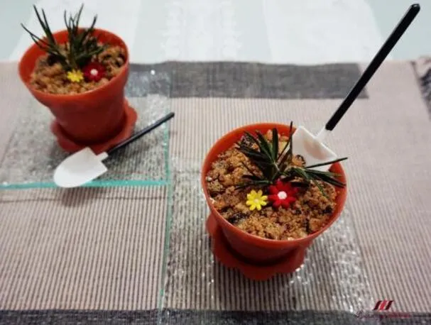 Соленая карамель в горшочках с мороженым