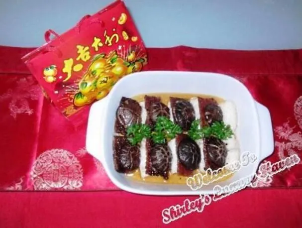 Китайский новогодний карп с бак квой